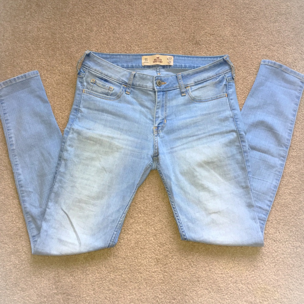 HOLLISTER JEANS